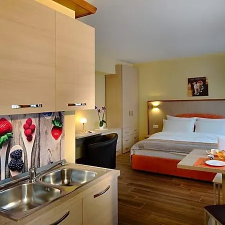 Hotel apartamentowy Casa Da Vito 3*